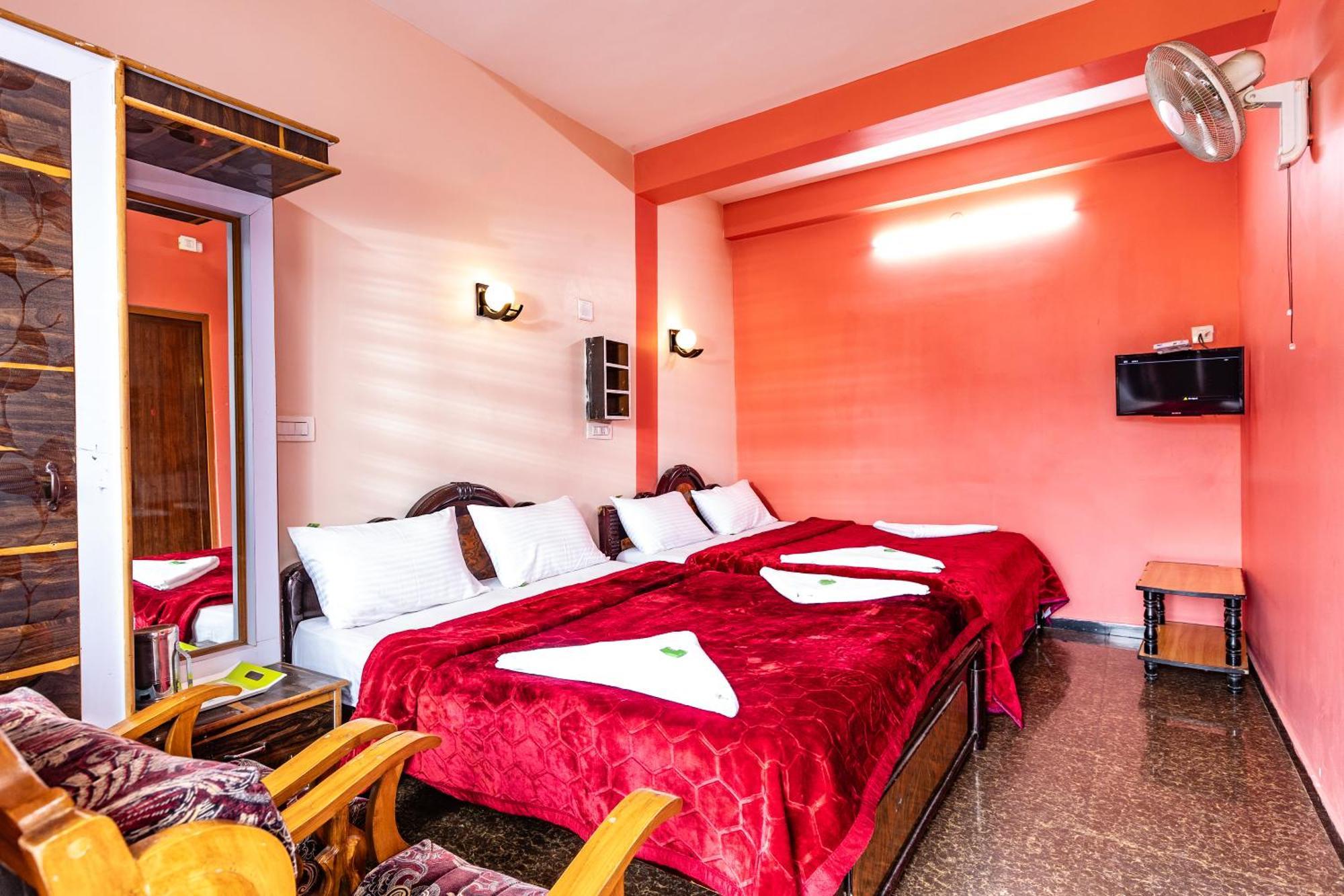 Sv Residency Hotel อูตี ภายนอก รูปภาพ