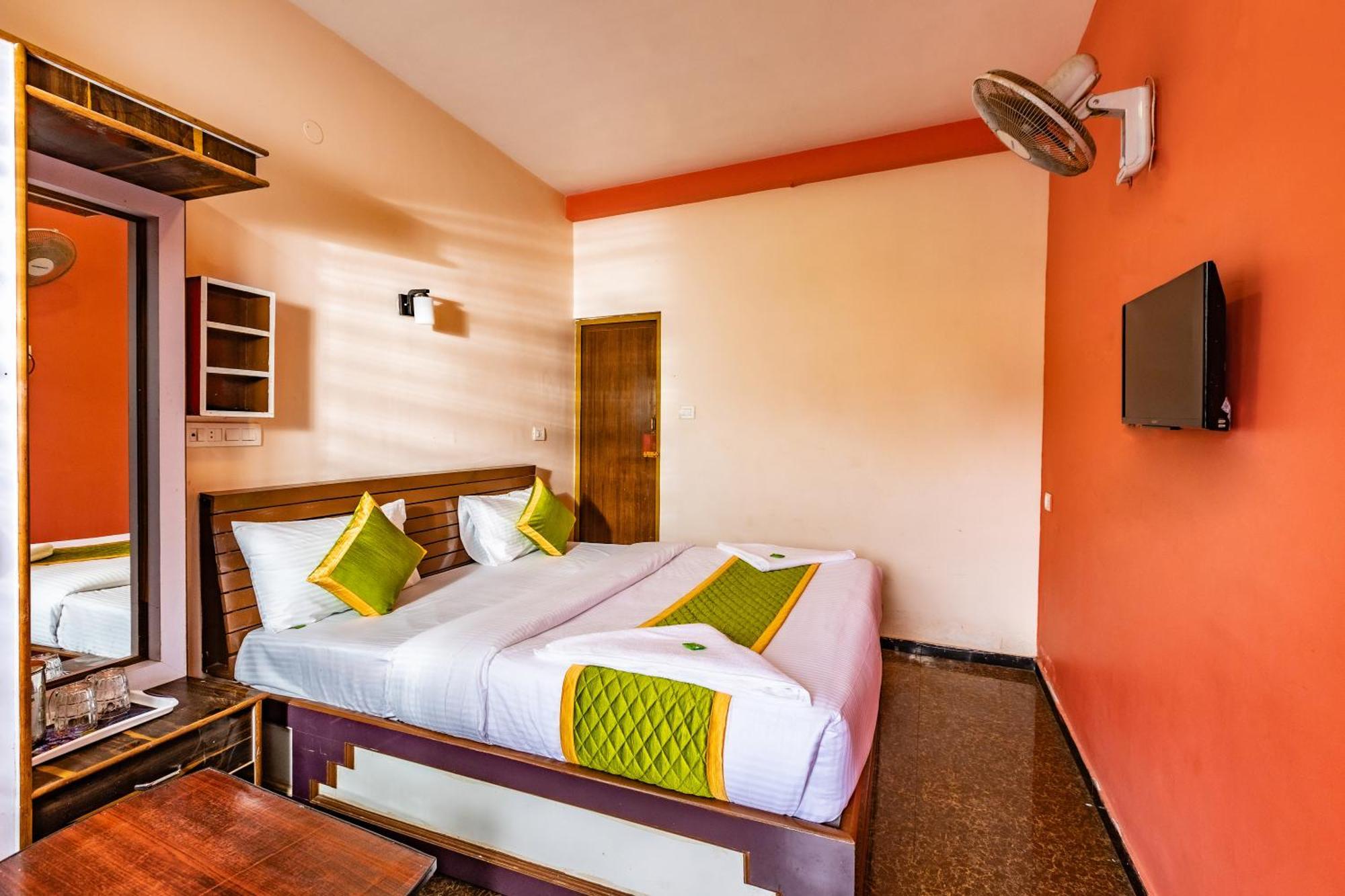 Sv Residency Hotel อูตี ภายนอก รูปภาพ
