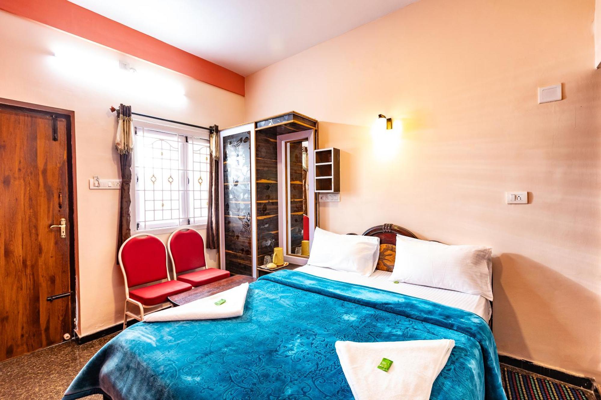 Sv Residency Hotel อูตี ภายนอก รูปภาพ