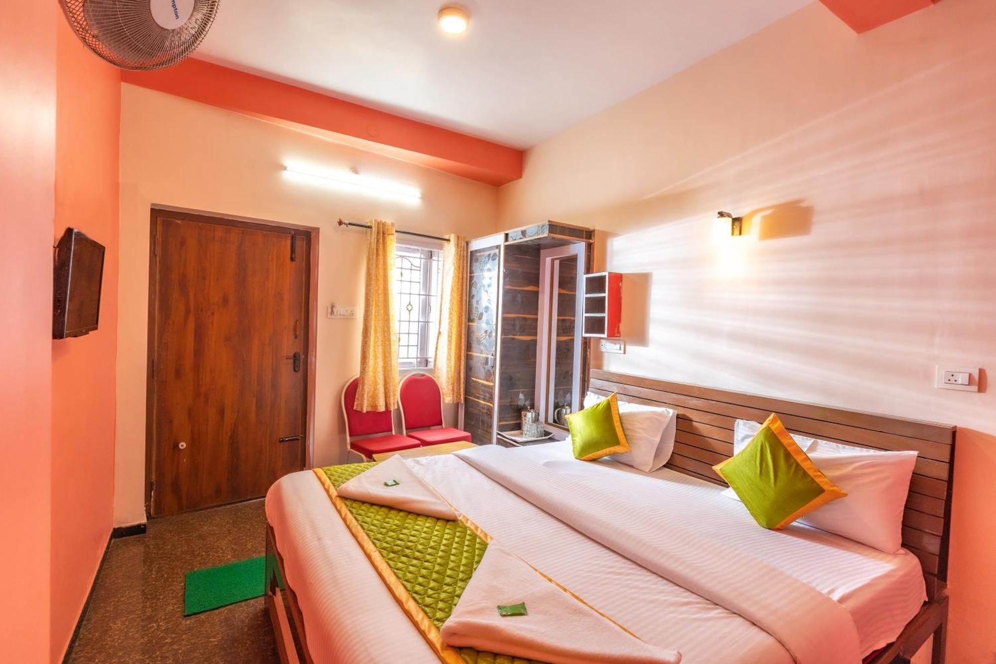Sv Residency Hotel อูตี ภายนอก รูปภาพ